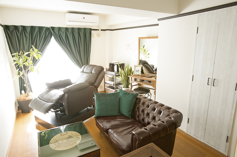 Private salon アキ